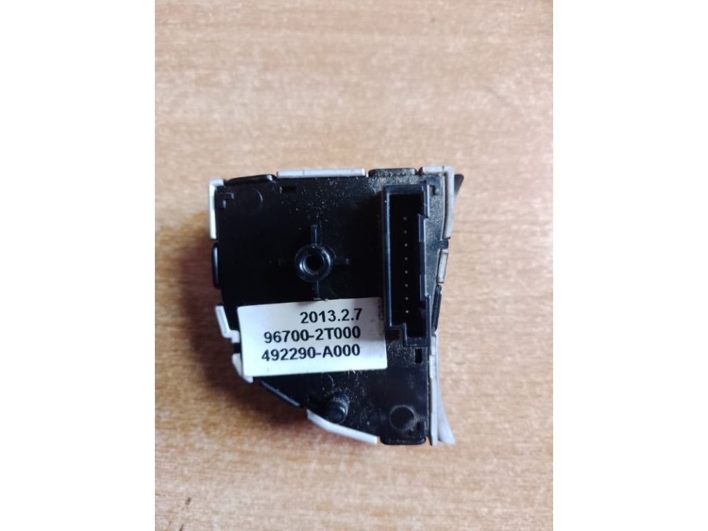 96700-2T000MB2 | Кнопки на руль лев. KIA OPTIMA TF 11-16 - Фото 3