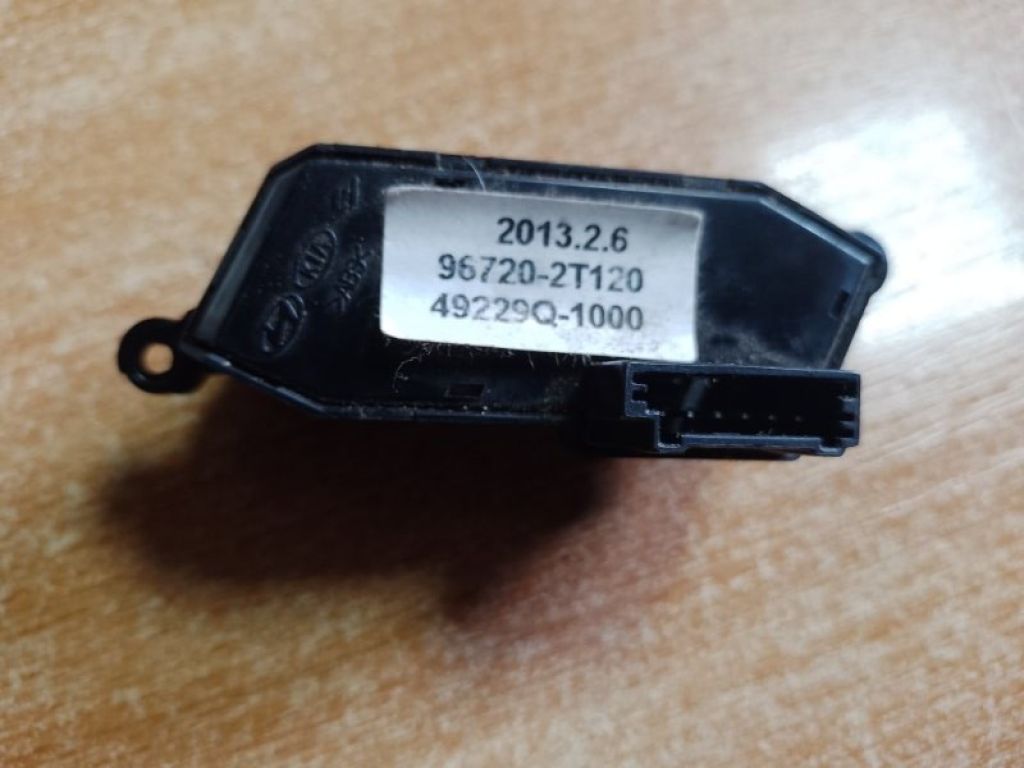 96720-2T120MB2 | Кнопки руля прав. KIA OPTIMA TF 11-16 - Фото 6