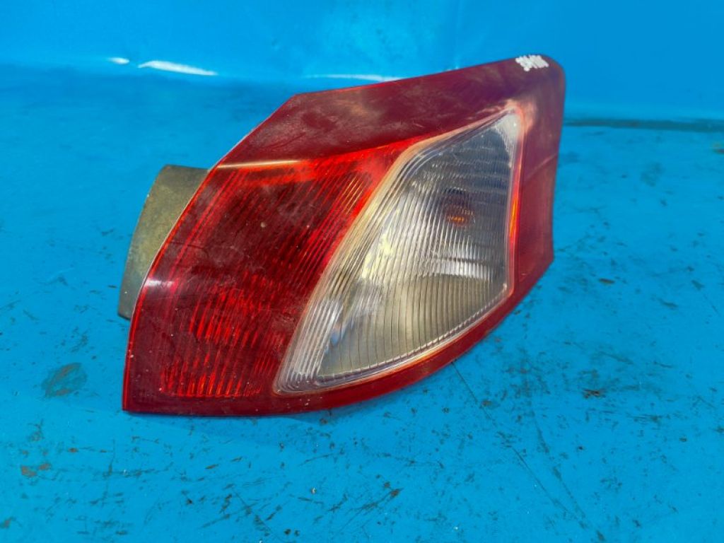 8330A278 | Фонарь наружный прав. MITSUBISHI LANCER X 10 07-15 - Фото 2