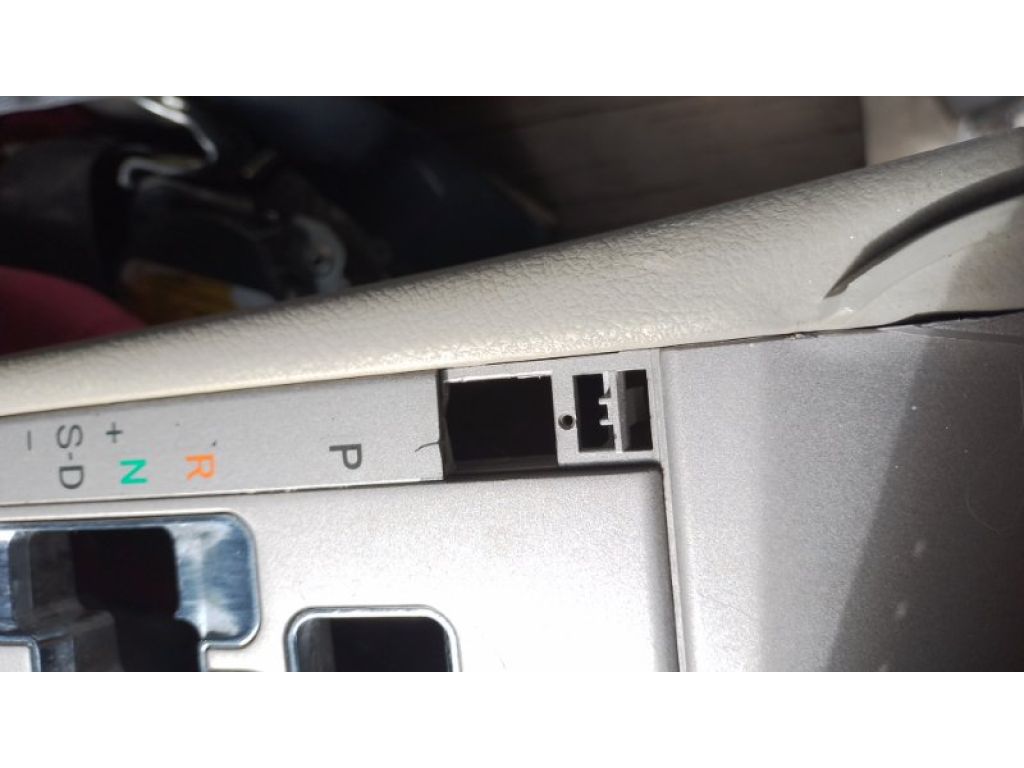58805-06070-B2 | Консоль центральна TOYOTA CAMRY 40 06-11 - Фото 4