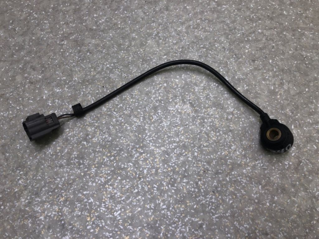 L807-18-921 | Датчик детонации MAZDA CX-7 06-12