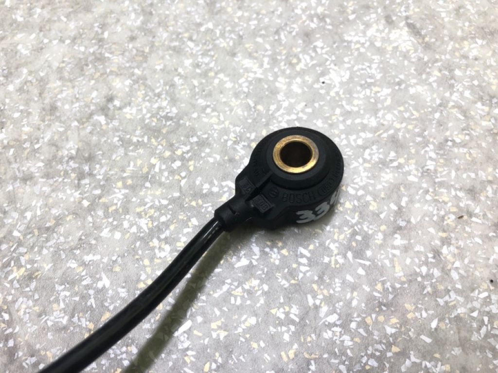 L807-18-921 | Датчик детонации MAZDA CX-7 06-12 - Фото 3