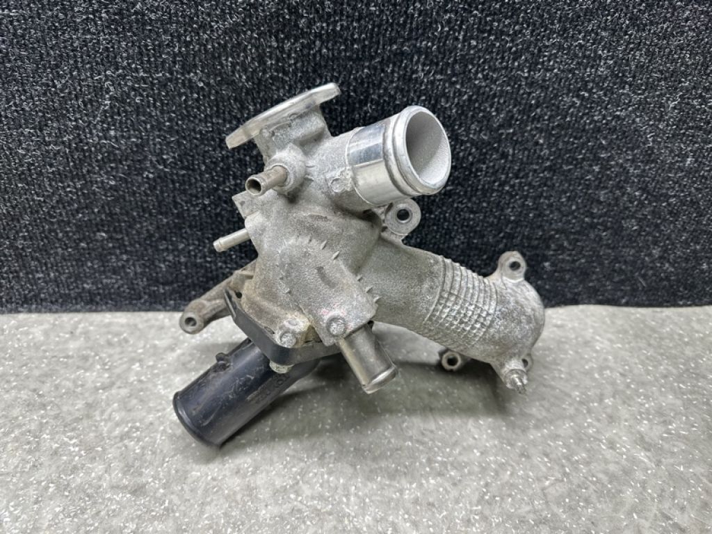 16304-31033 | Корпус термостата LEXUS IS250/350 05-13