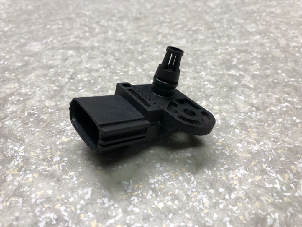 L301-18-211B | Датчик абсолютного давления (MAP sensor) MAZDA 3 BL 09-13