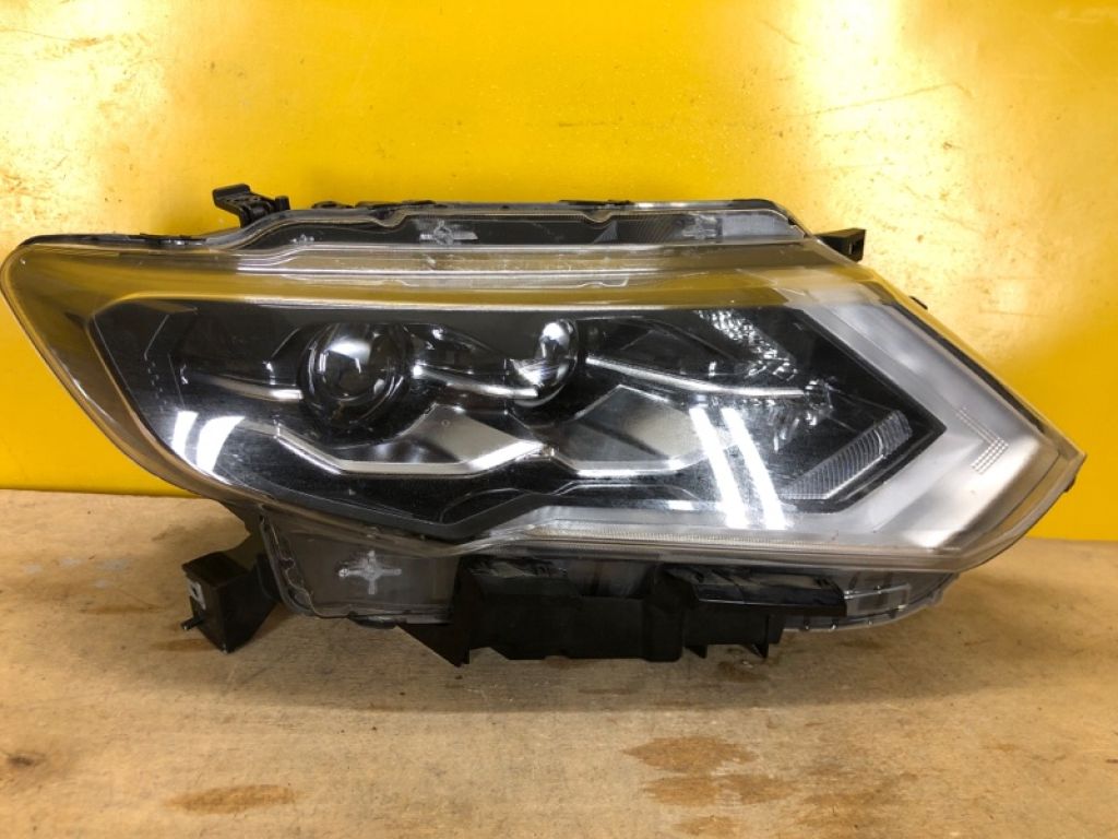 260106FP8A | Фара прав. NISSAN X-TRAIL/ROGUE T32 13-20