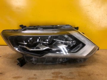 Фара права NISSAN X-TRAIL/ROGUE T32 13-20