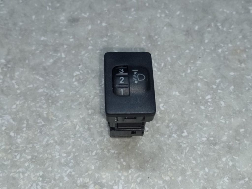 84152-52070 | Коректор фар TOYOTA PRIUS - 30 09-17