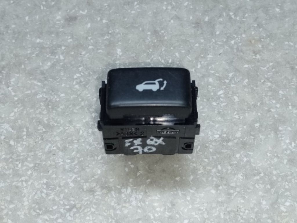25140-1LA0A | Кнопка закрывания крышки багажника INFINITI FX/QX70 S51 08-17