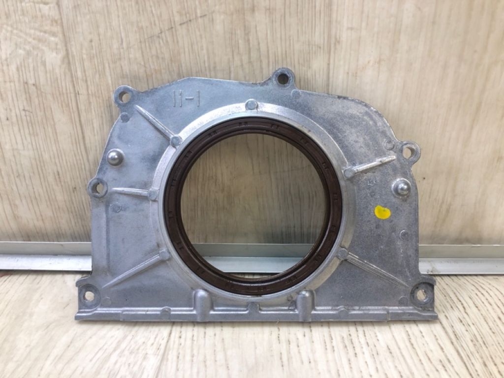 1138131021 | Крышка коленвала задн. LEXUS RX350/450 09-15