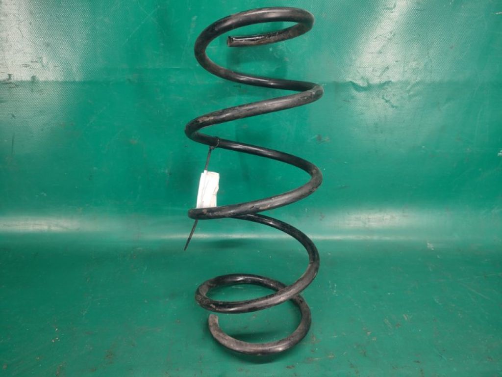 48131-47120 | Пружина передней подвески прав. TOYOTA PRIUS - 30 09-17