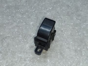 Кнопка стеклоподъемника передн. прав. MAZDA 626 GF 97-02