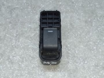 Кнопка стеклоподъемника задн. MAZDA 3 BL 09-13