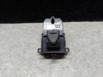 Кнопка стеклоподъемника задн. HONDA CIVIC 4D 06-11