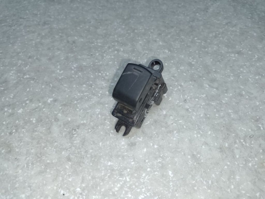 25411-JA00A | Кнопка склопідіймача задн. NISSAN ALTIMA L32 07-12