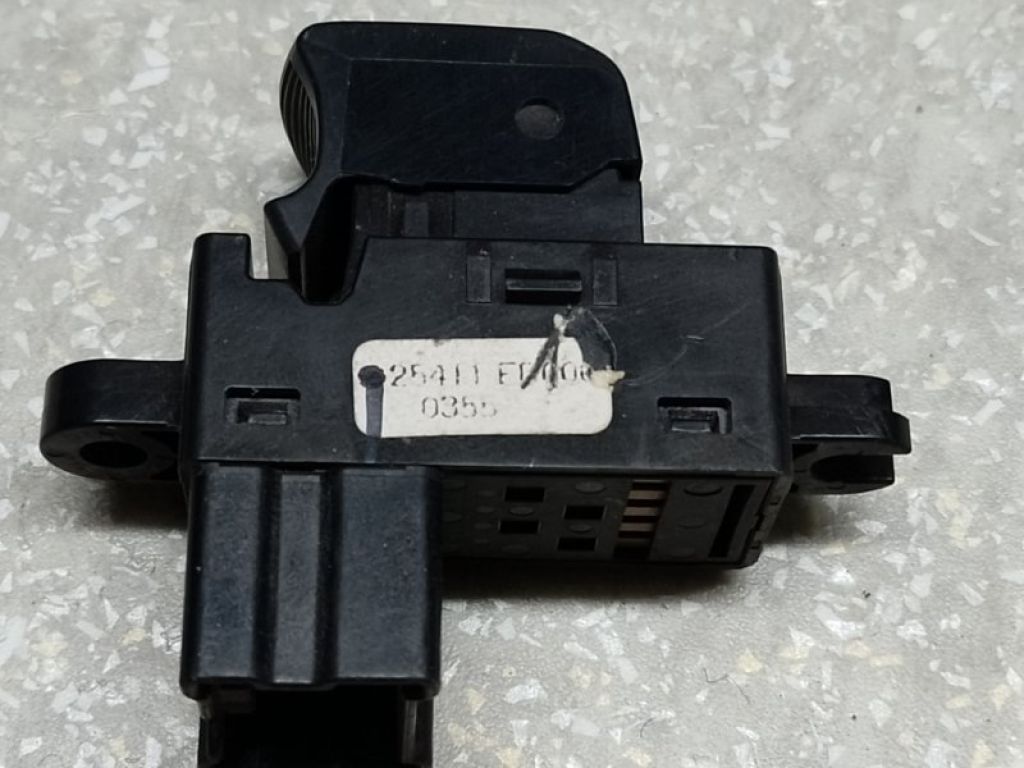 25411-ED000 | Кнопка склопідіймача задн. NISSAN TIIDA/VERSA C11 04-11 - Фото 2