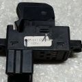 25411-ED000 | Кнопка склопідіймача задн. NISSAN TIIDA/VERSA C11 04-11 - Прев'ю 2