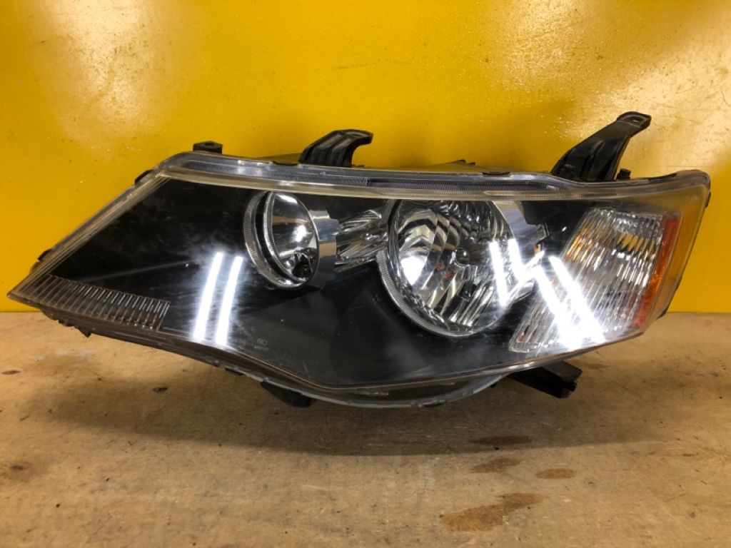 8301A917 | Фара лев. MITSUBISHI OUTLANDER XL 05-13