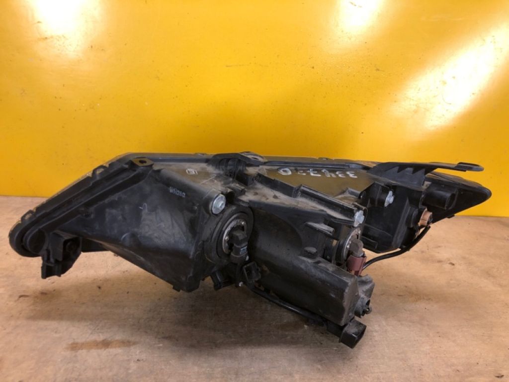 8301A152 | Фара прав. MITSUBISHI OUTLANDER XL 05-13 - Фото 8