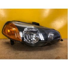 Фара прав. HONDA HR-V 98–05
