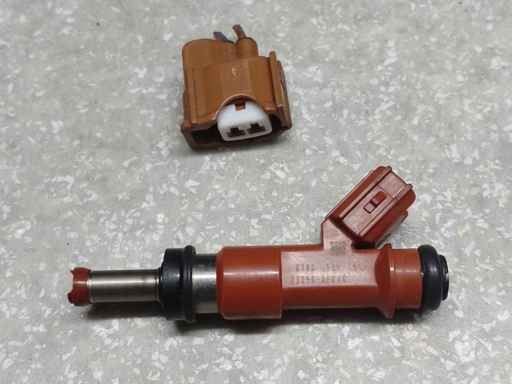 23209-0P040 | Форсунка топливная TOYOTA VENZA 09-16