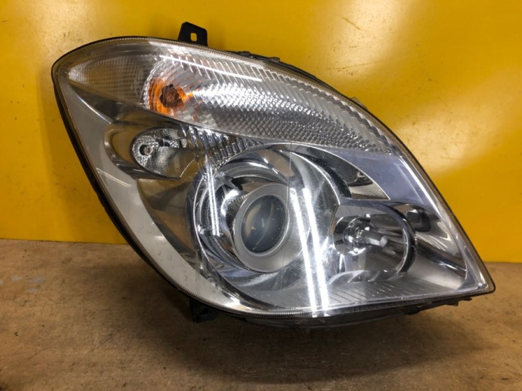 A9068201061 | Фара прав. MERCEDES SPRINTER ( B906 ) 06-