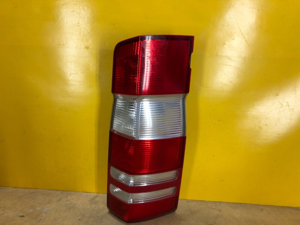 A 906 820 02 64 | Ліхтар зовнішній прав. MERCEDES SPRINTER ( B906 ) 06- - Фото 3