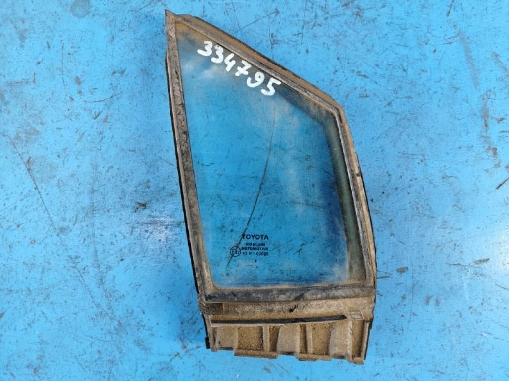 68215-02020 | Скло дверей глухе передн. прав. TOYOTA COROLLA E21 19-