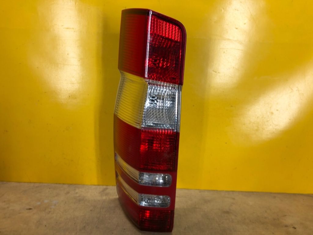 A 906 820 01 64 | Ліхтар зовнішній лів. MERCEDES SPRINTER ( B906 ) 06-