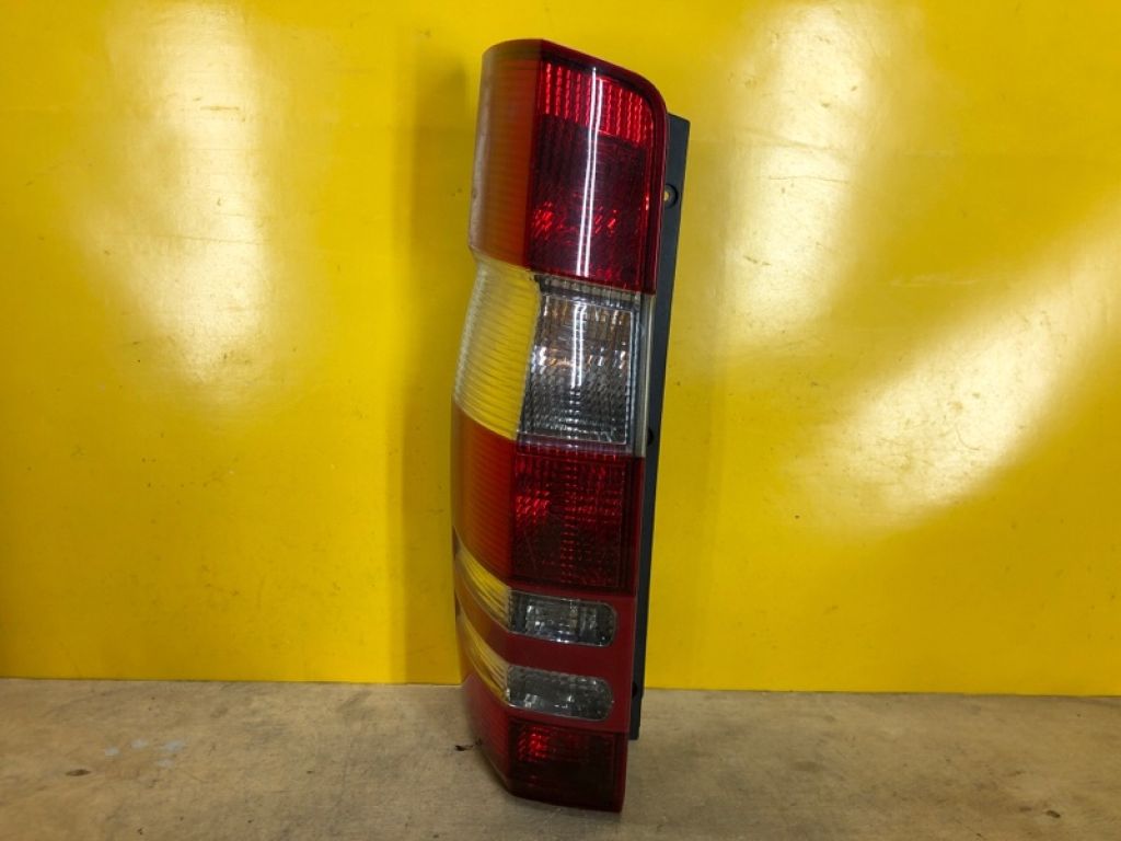 A 906 820 01 64 | Ліхтар зовнішній лів. MERCEDES SPRINTER ( B906 ) 06-