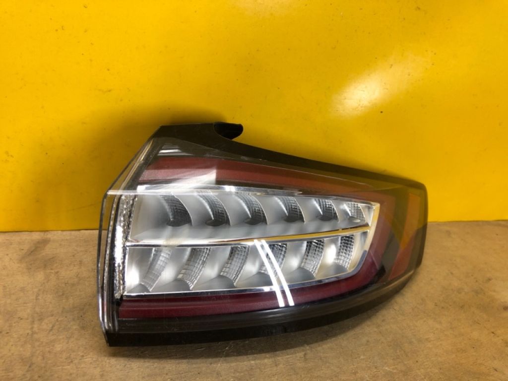 HT4Z-13404-D | Фонарь наружный прав. FORD EDGE 15-