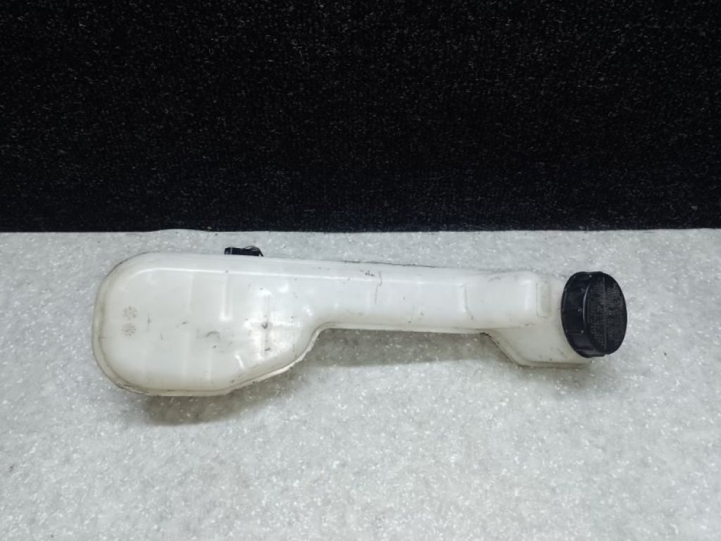 TD11-43-40ZA | Бачок головного гальмівного циліндра MAZDA CX-9 06-16