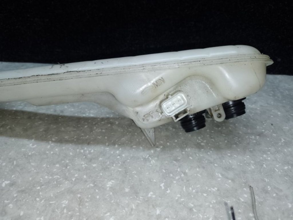 TD11-43-40ZA | Бачок головного гальмівного циліндра MAZDA CX-9 06-16 - Фото 3