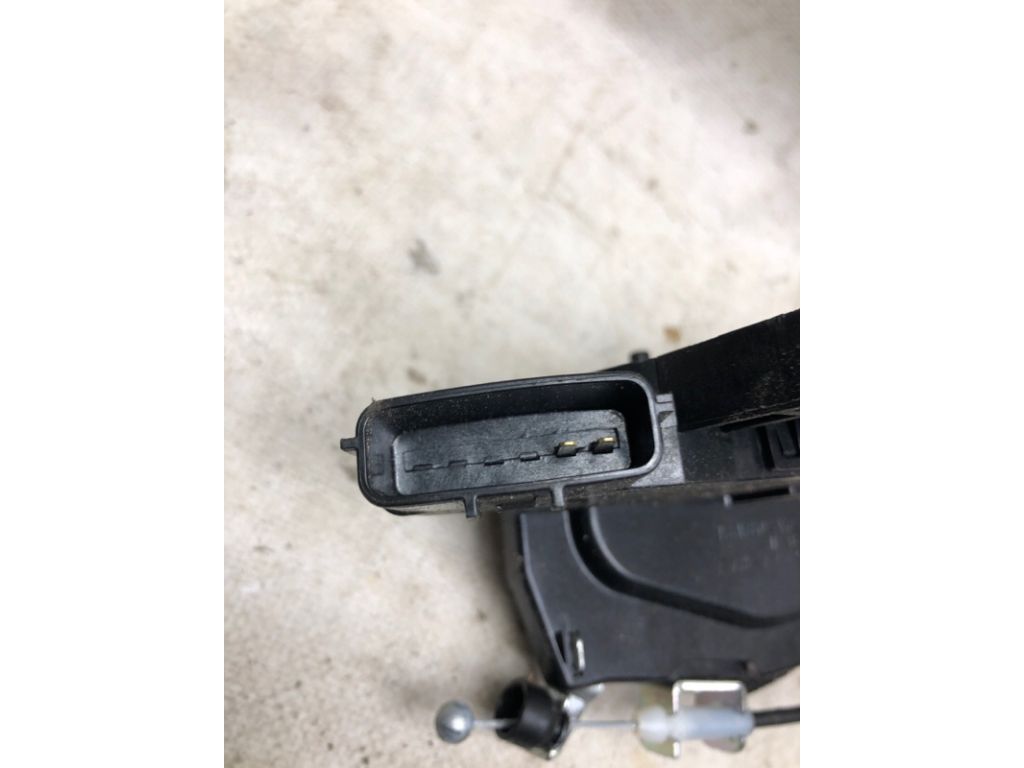 82501-4GA0A | Замок двери задн. лев. INFINITI Q50 15-20 - Фото 2