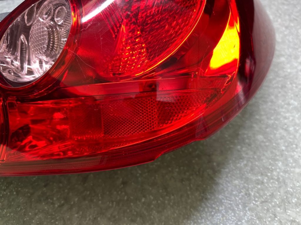 26550-ED025 | Фонарь наружный прав. NISSAN TIIDA/VERSA C11 04-11 - Фото 8