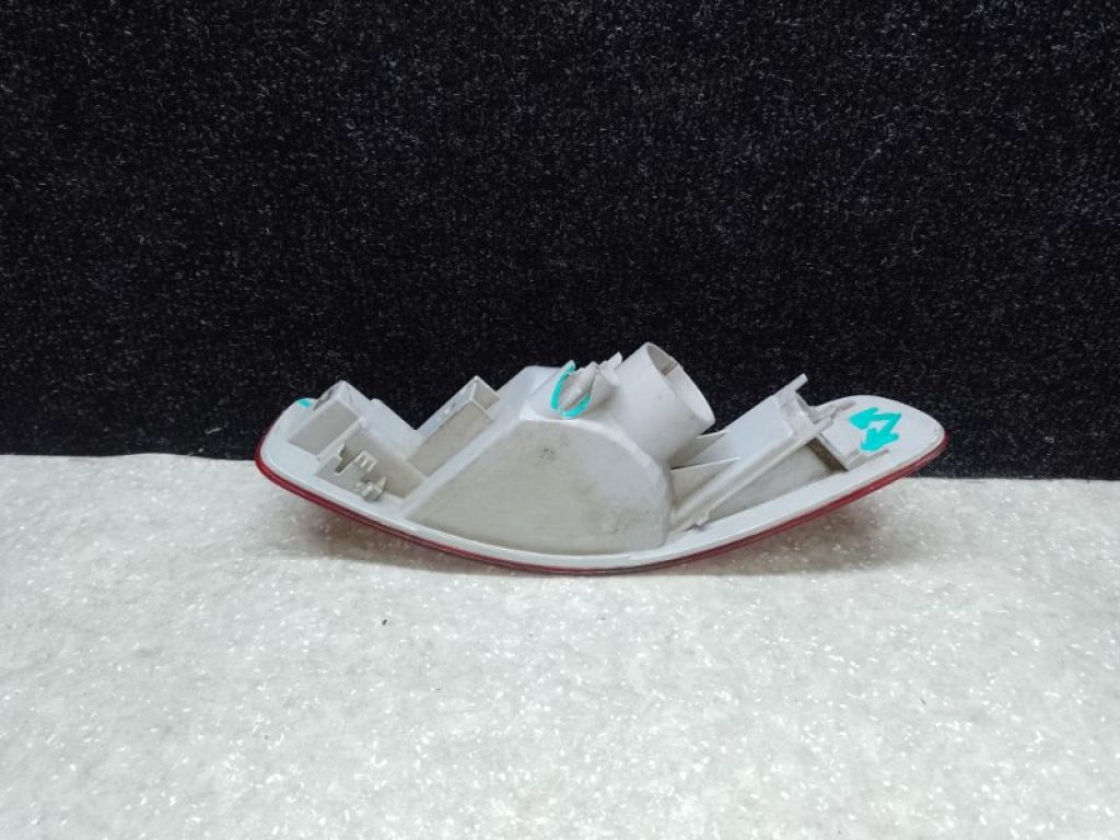 8352A006 | катафот R правий задн. MITSUBISHI OUTLANDER XL 05-13 - Фото 2