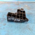 52136-47030 | Кронштейн переднього бампера прав. TOYOTA PRIUS 16-