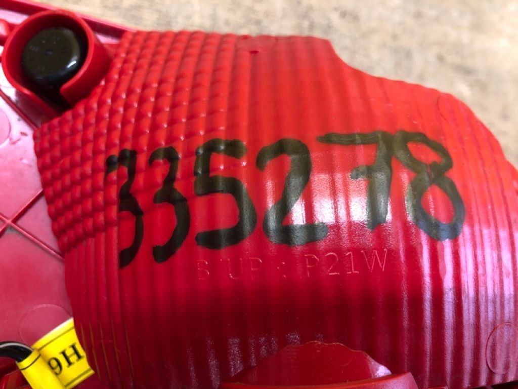 92406-J9000 | Ліхтар зовнішній прав. HYUNDAI KONA OS 17-23 - Фото 2