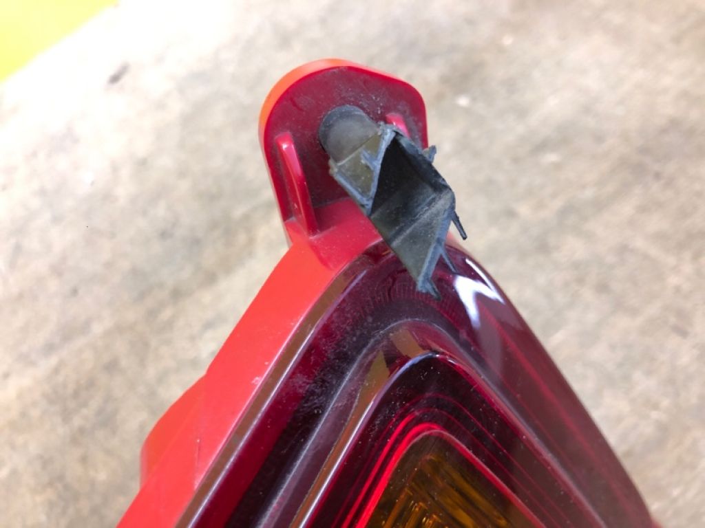 92406-J9000 | Ліхтар зовнішній прав. HYUNDAI KONA OS 17-23 - Фото 7