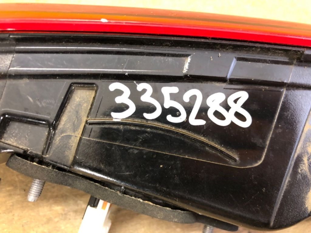 92404-J9100 | Ліхтар внутрішній прав. HYUNDAI KONA OS 17-23 - Фото 2