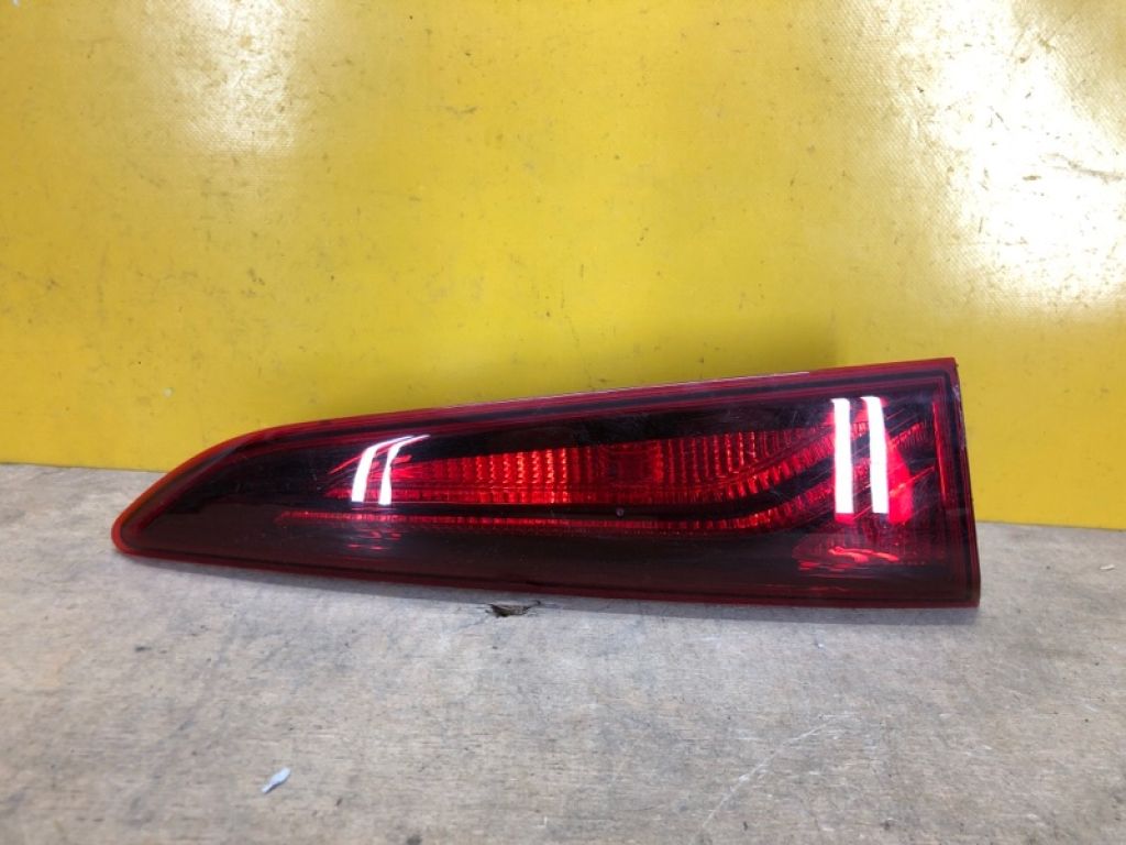 92403-J9000 | Ліхтар внутрішній лів. HYUNDAI KONA OS 17-23