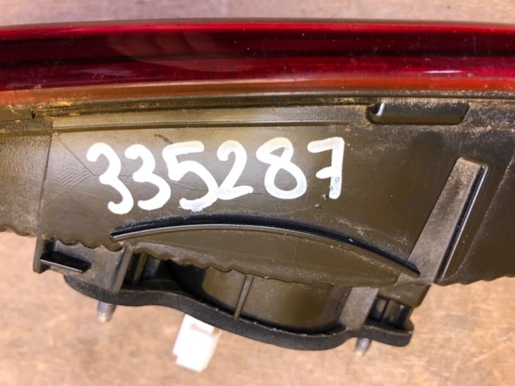 92404-J9000 | Ліхтар внутрішній прав. HYUNDAI KONA OS 17-23 - Фото 2