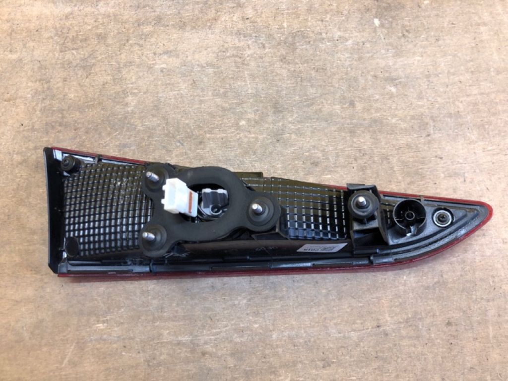 92404-J9000 | Ліхтар внутрішній прав. HYUNDAI KONA OS 17-23 - Фото 6