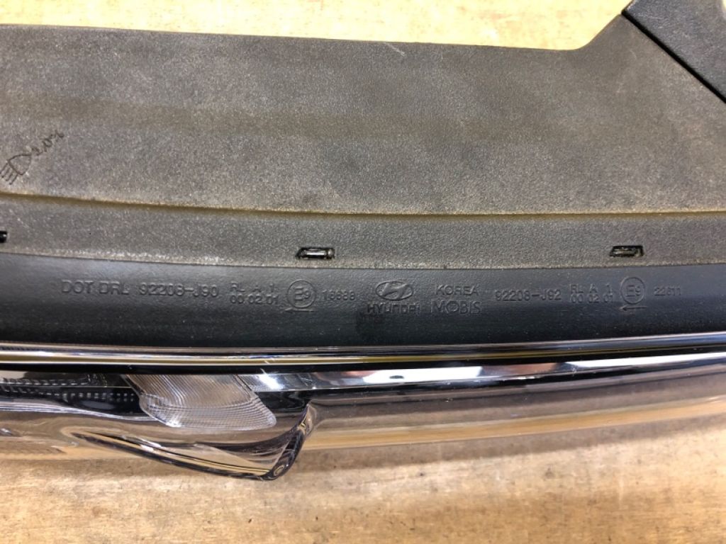 92208-J9000 | Денний ходовий вогонь прав. HYUNDAI KONA OS 17-23 - Фото 11