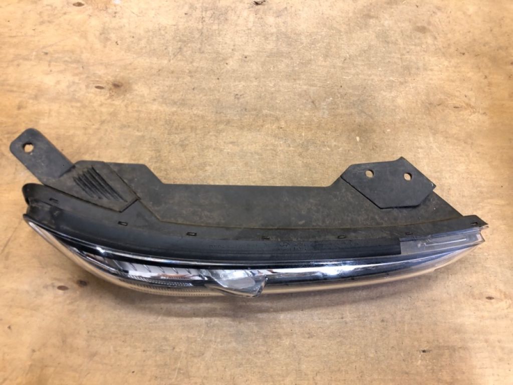 92208-J9000 | Денний ходовий вогонь прав. HYUNDAI KONA OS 17-23 - Фото 4