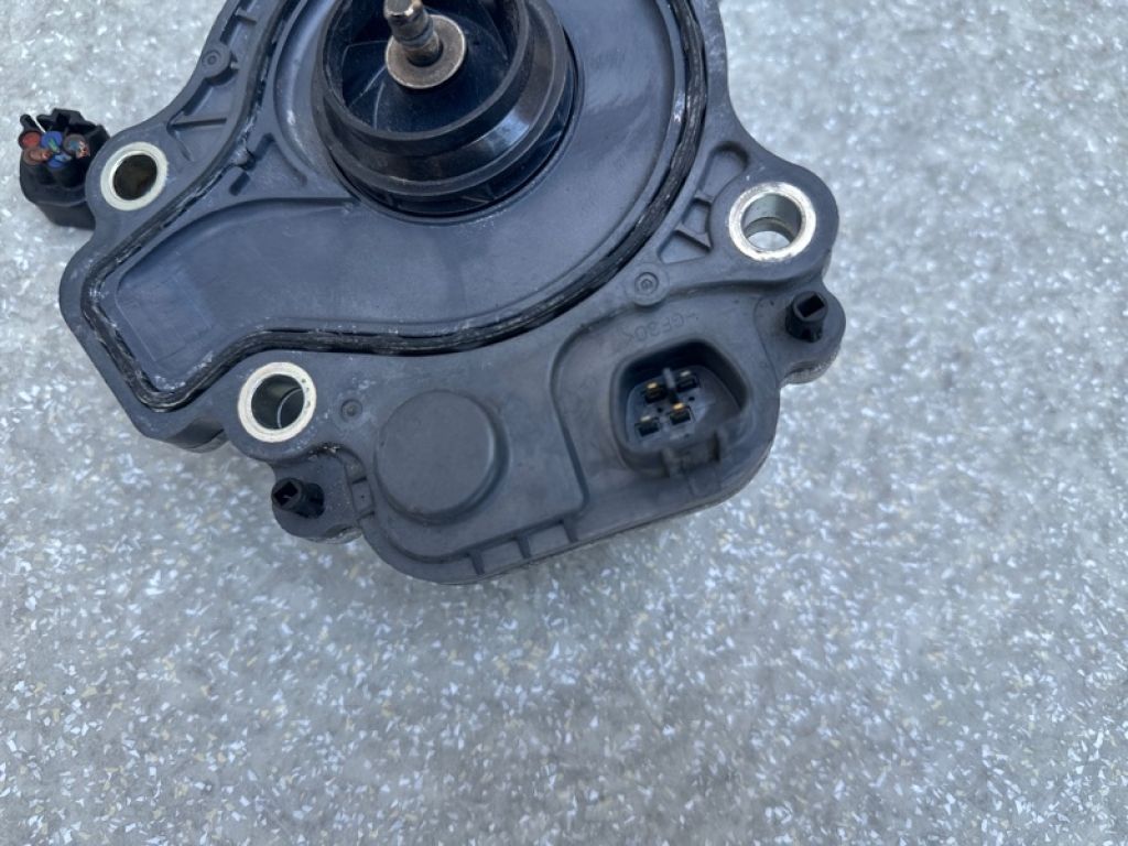 161A0-29015 | Помпа охолодження електрична TOYOTA PRIUS - 30 09-17 - Фото 4