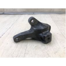 Кронштейн КПП FORD KUGA  (C394)  08–13