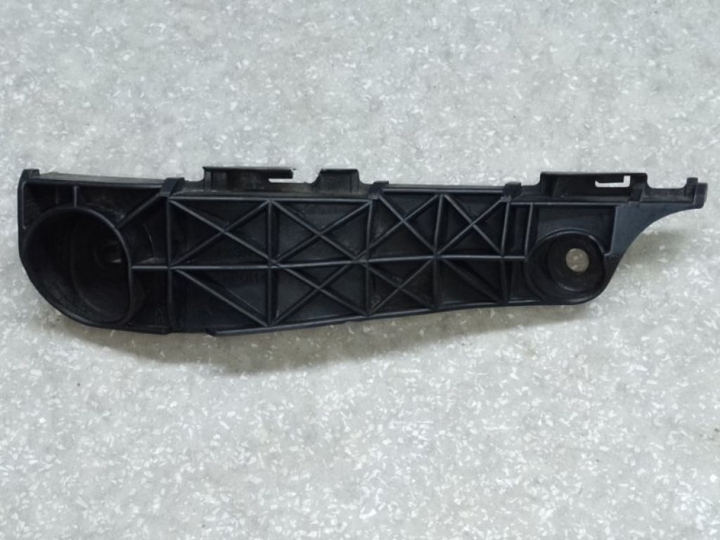 52535-42021 | Кронштейн переднего бампера (на крыле) прав. TOYOTA RAV4 05-12