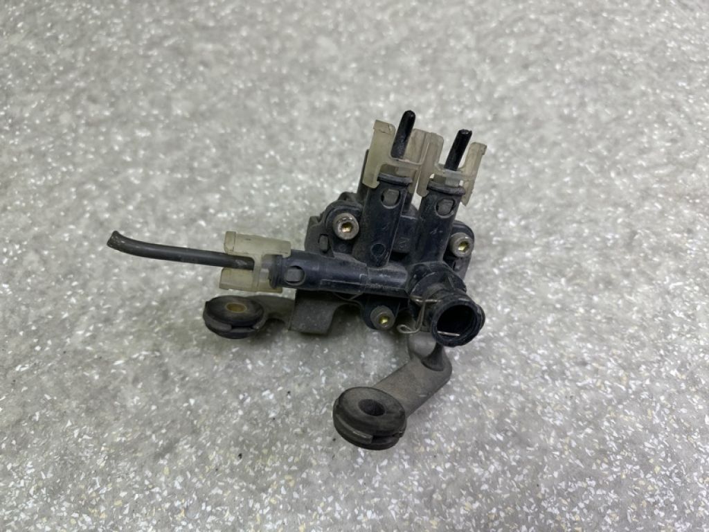 48095-50040 | Клапан пневмопідвіски передн. LEXUS LS430 00-06 - Фото 4