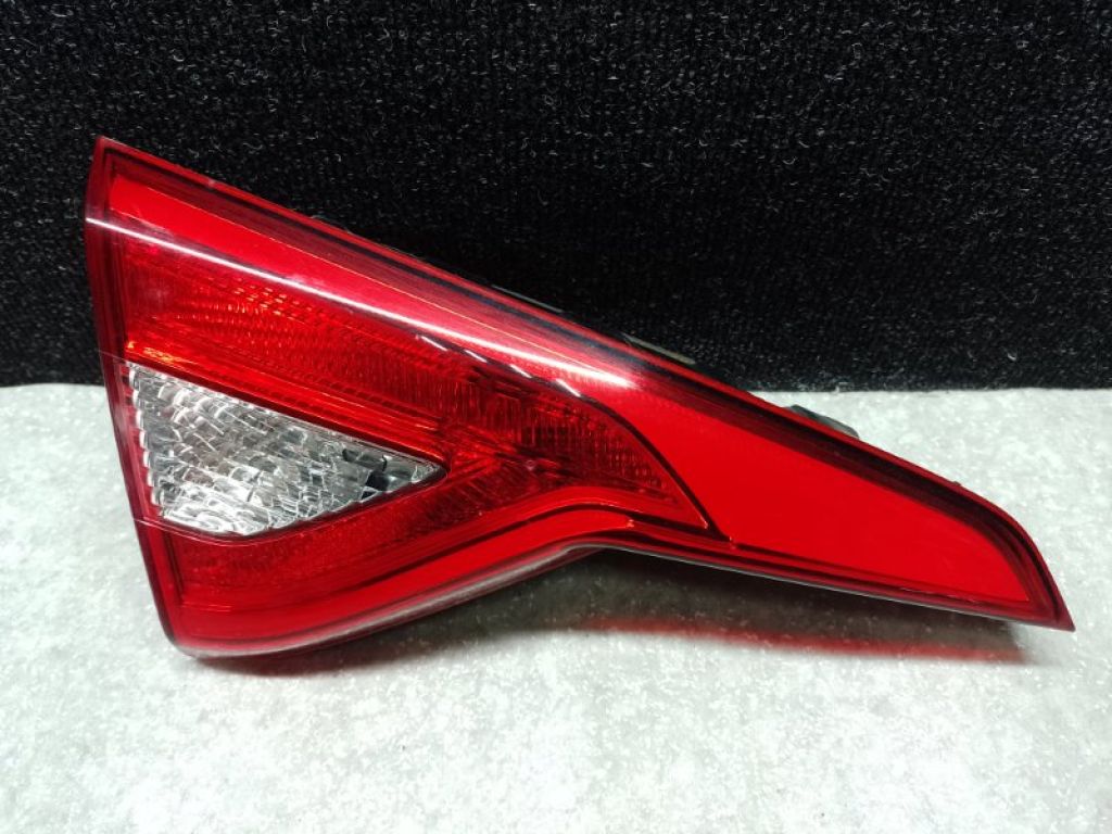 92403-C2000 | Ліхтар внутрішній лів. HYUNDAI SONATA LF 2014-