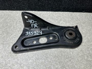 Крепление балки подвески передн. прав. TOYOTA CAMRY 40 06-11